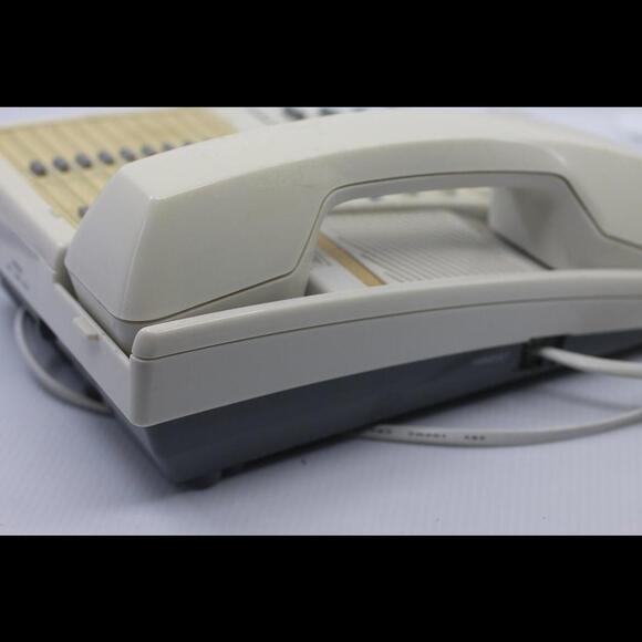 Vintage Telemax CP-268 Desk Phone | 20-Memory Speaker Telephone | Retro Office - Picture 9 of 9